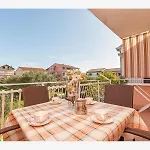 Appartement Zora *