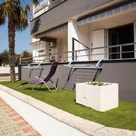 Zora Vodice