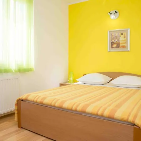 Zora Vodice